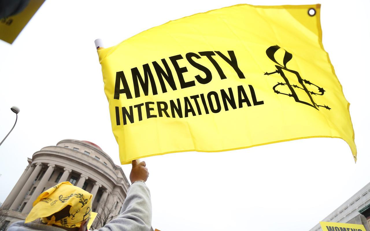 Amnesty International zet zich in voor gelijke rechten.