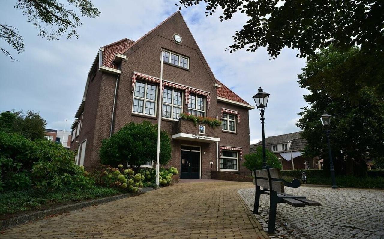 Het oude gemeentehuis in Nieuwleusen.