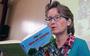 Liesbeth van Binsbergen las gisteren voor uit haar nieuwste boek: Red de rhino.