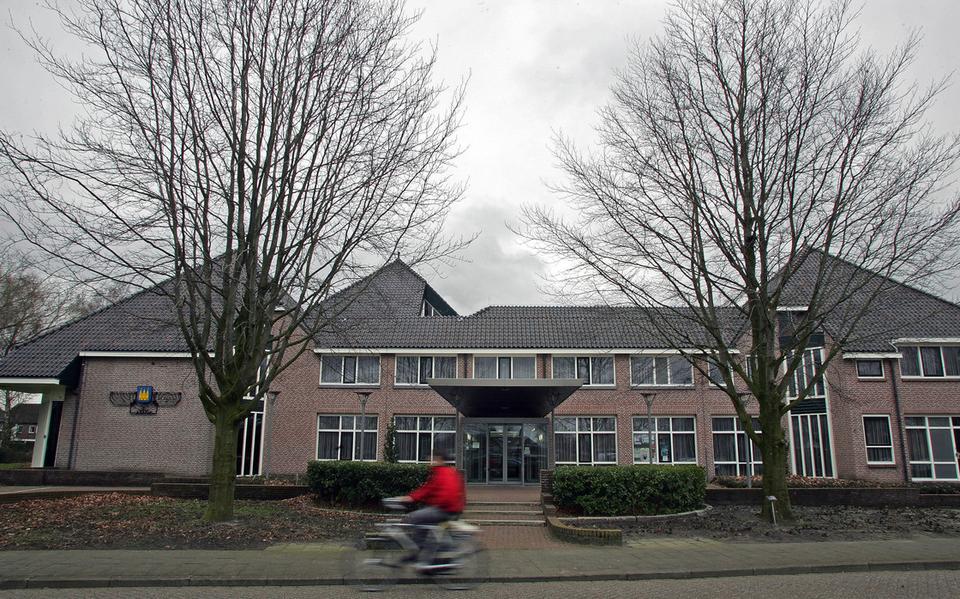 Het gemeentehuis in Staphorst.
