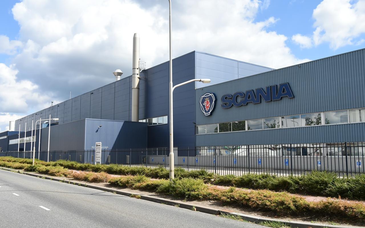 Scania legt opnieuw groot deel productie in Meppel en Zwolle stil. Scania legt opnieuw groot deel productie in Meppel en Zwolle stil.