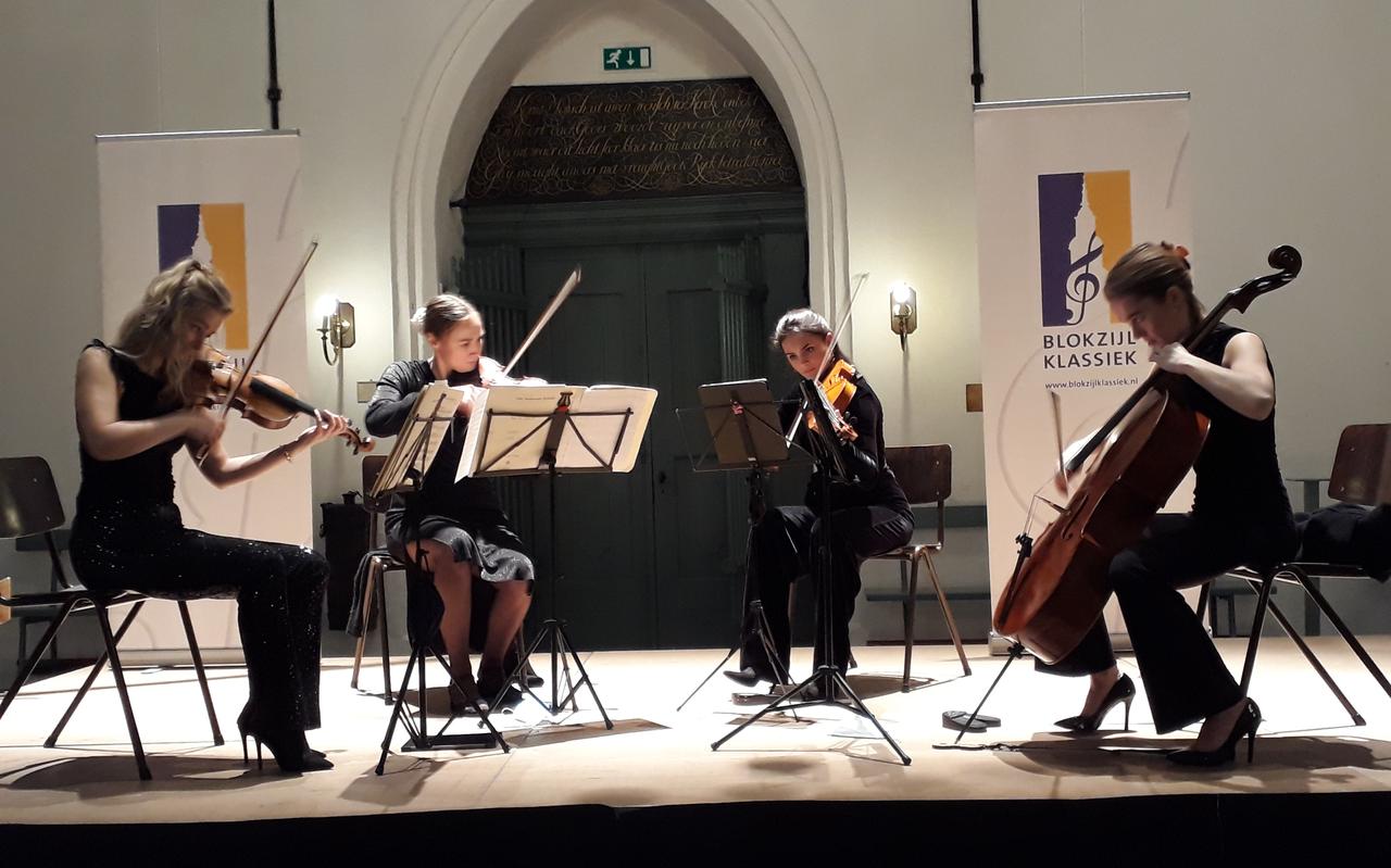 Het Puellae kwartet speelde werken van Mendelssohn, Schulhoff en Debussy. Het Puellae kwartet speelde werken van Mendelssohn, Schulhoff en Debussy.