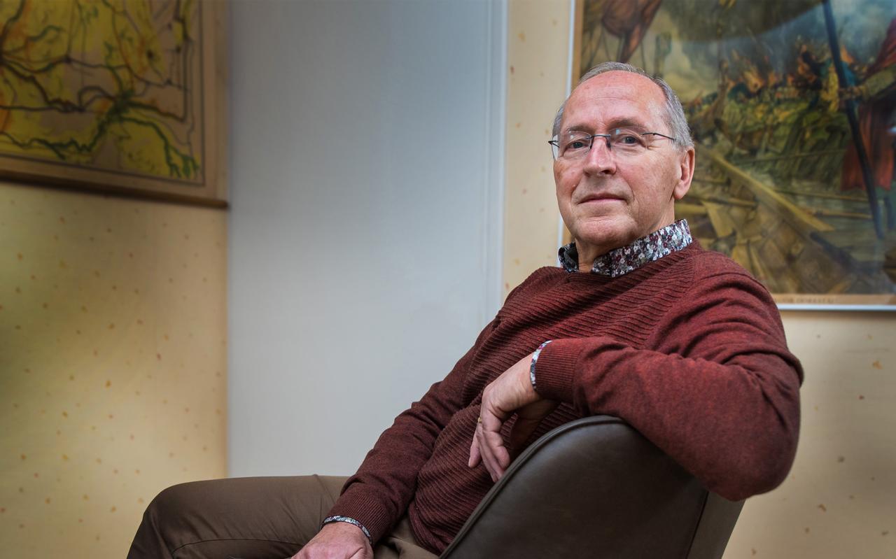 Klaas Neutel, voorzitter Dorpsvereniging Nijeveen. Klaas Neutel, voorzitter Dorpsvereniging Nijeveen.