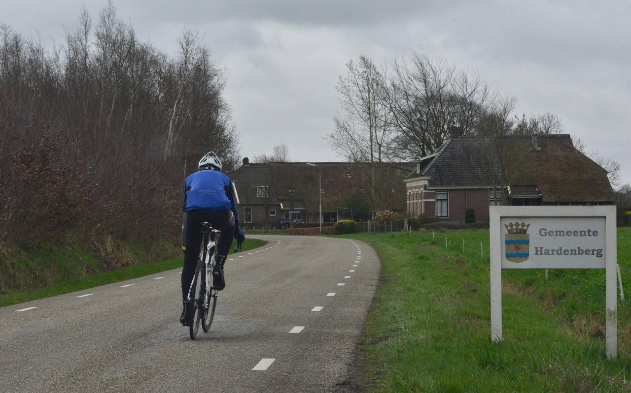 Staphorst begint vast. Hardenberg zegde toe een vervolg aan te leggen. Staphorst begint vast. Hardenberg zegde toe een vervolg aan te leggen.