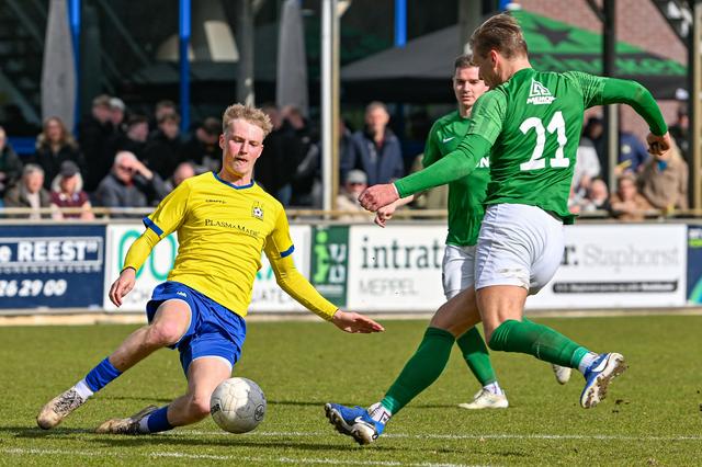 De Koe kijkt uit naar derby tegen SC Genemuiden: ‘Wij willen Staphorst trots maken’