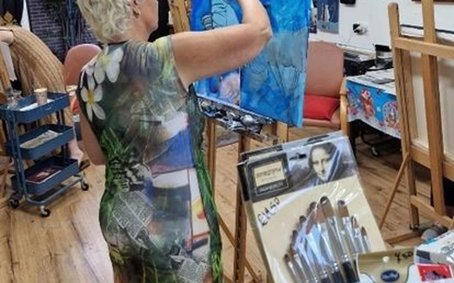 Meer dan twintig deelnemers de deuren van het atelier of hobbyruimte open voor publiek.