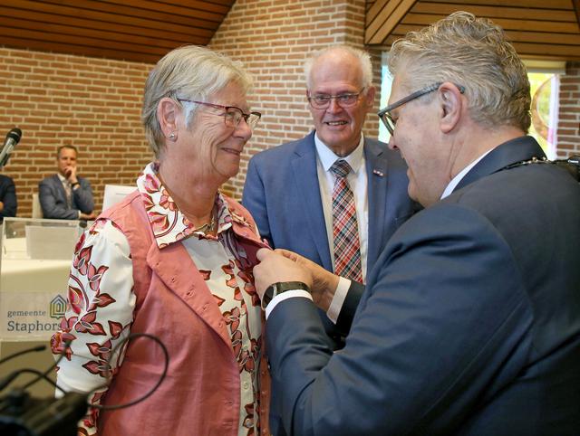 Auktje Alssema-Westerhof uit Staphorst is Lid in de Orde van Oranje-Nassau