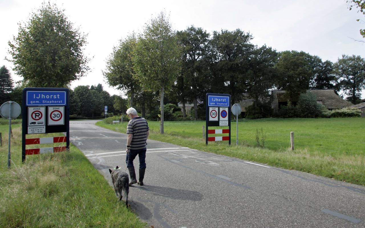Reestdorp IJhorst vindt woningbouw prima en ook nodig, maar het plan Poeleweg moet beter. Reestdorp IJhorst vindt woningbouw prima en ook nodig, maar het plan Poeleweg moet beter.