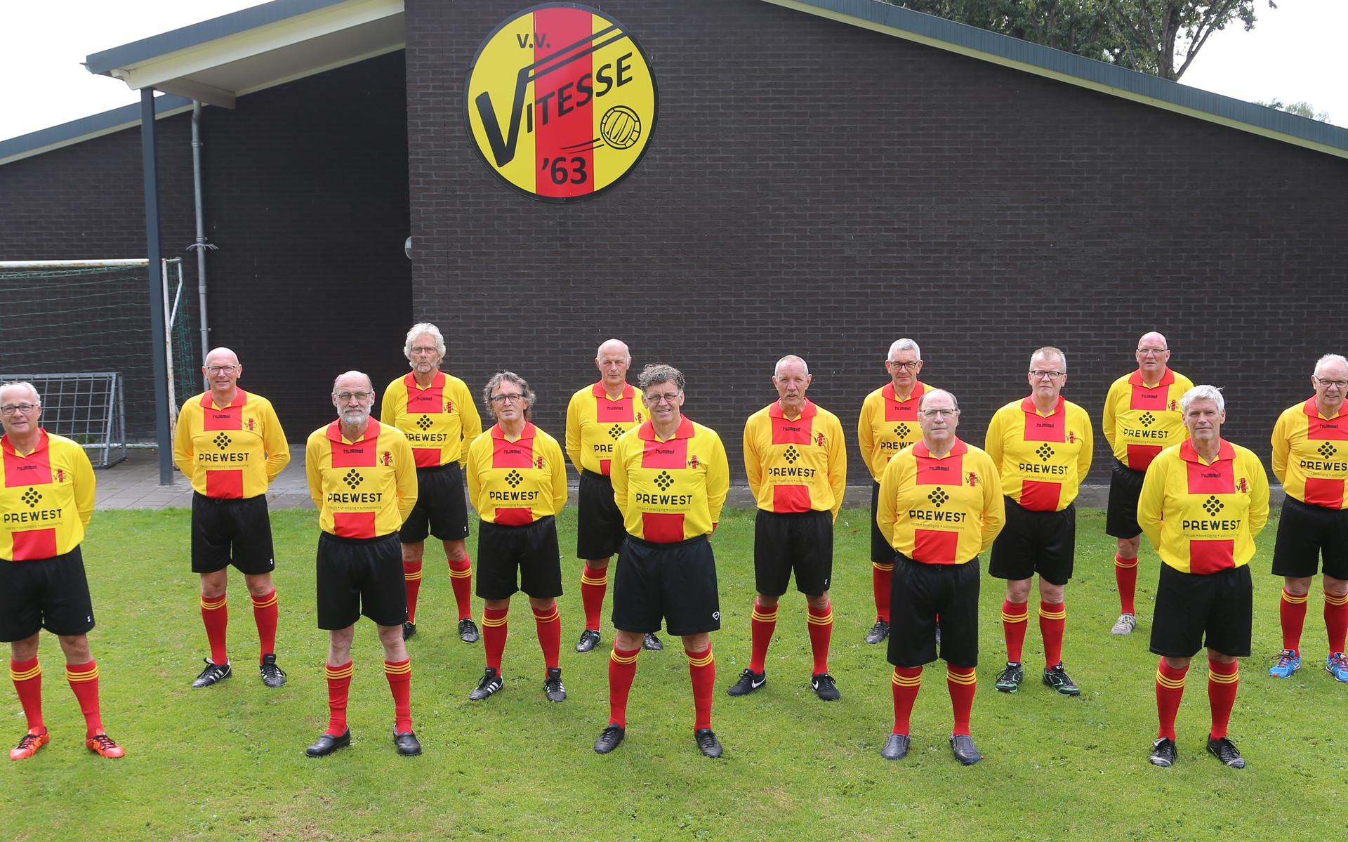De voetballers van Vitesse'63 zoeken meer teamleden.