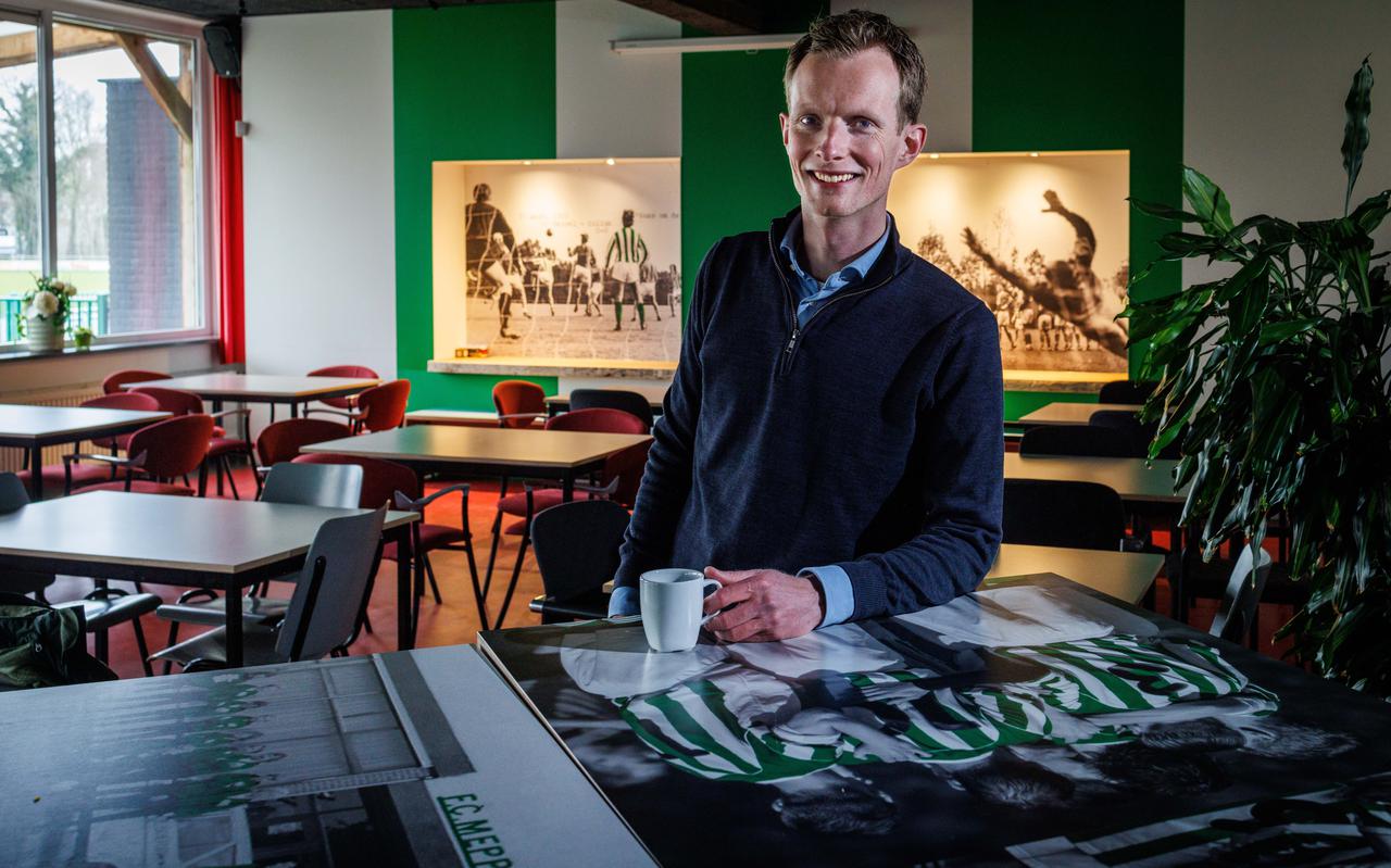 Bastiaan Meijer, de nieuwe voorzitter van FC Meppel, heeft altijd met veel plezier de bardiensten gedraaid in het clubhuis.
