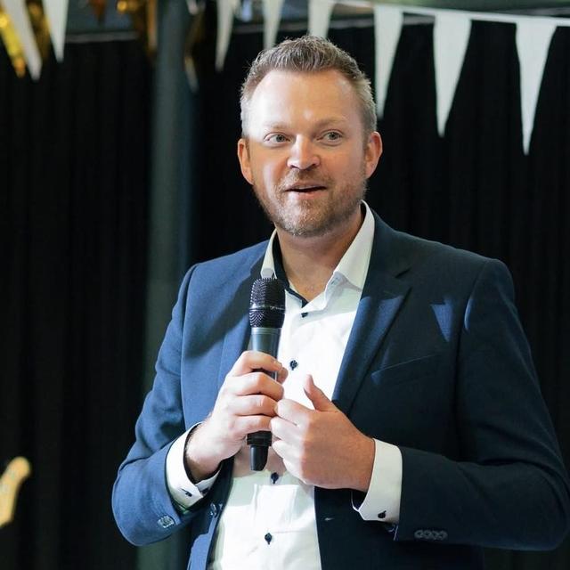 Van Staphorst, naar Hardenberg, naar Twente. Staphorster Alwin Mussche (40) wordt wethouder in de ge