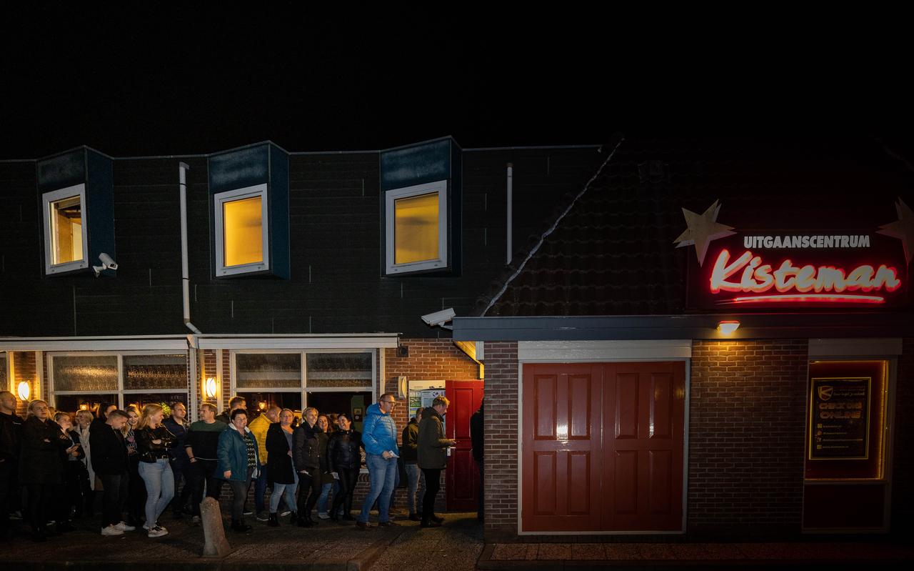Uitgaanscentrum Kisteman is een begrip én een icoon in de regio en blijft dus behouden. Uitgaanscentrum Kisteman is een begrip én een icoon in de regio en blijft dus behouden.