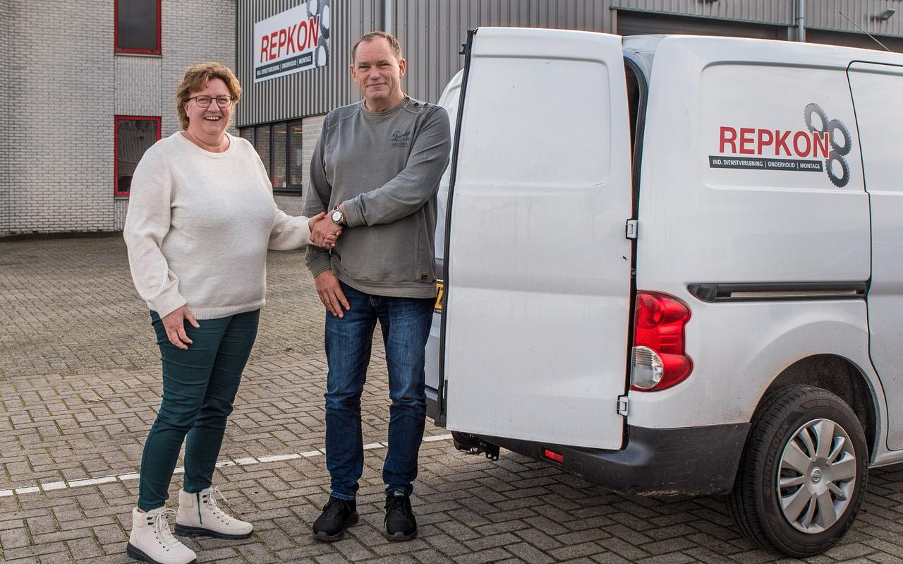 Annekie Timmerman neemt het bedrijf Repkon uit Staphorst over van Klaas Tuin.