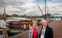 Henk en Inge Fernhout wonen op de Oude Jan, een voormalig vrachtschip. 