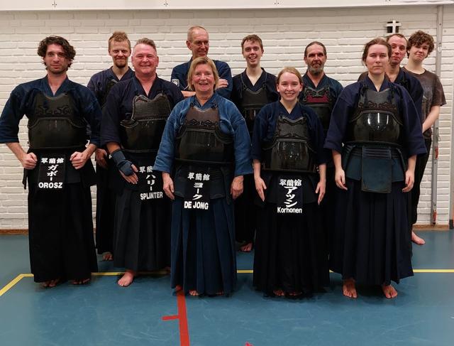 Leden Suirankan uit Meppel vervullen actieve rol rondom EK kendo in Leiden: ‘Het wordt bijzondere er