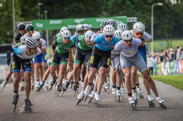 Nederlandse mannen grijpen naast podium in Staphorst. Thuisfavoriet Ronald Haasjes op vierde plek