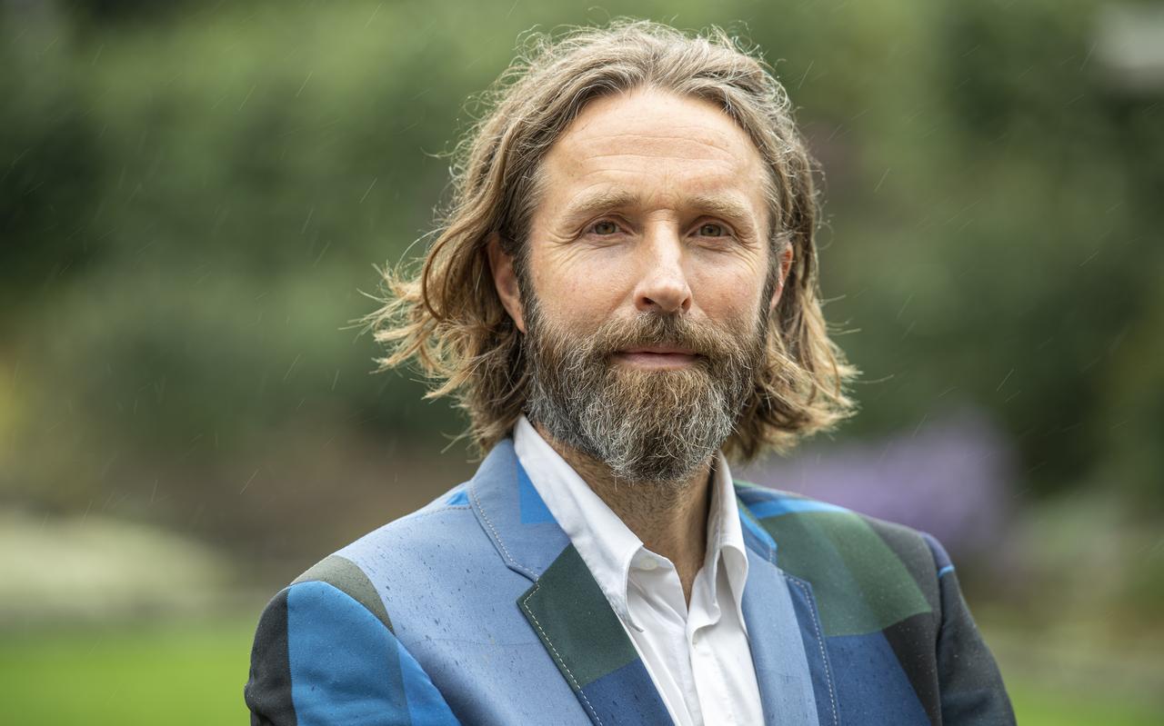 Alex van Oost. Alex van Oost.