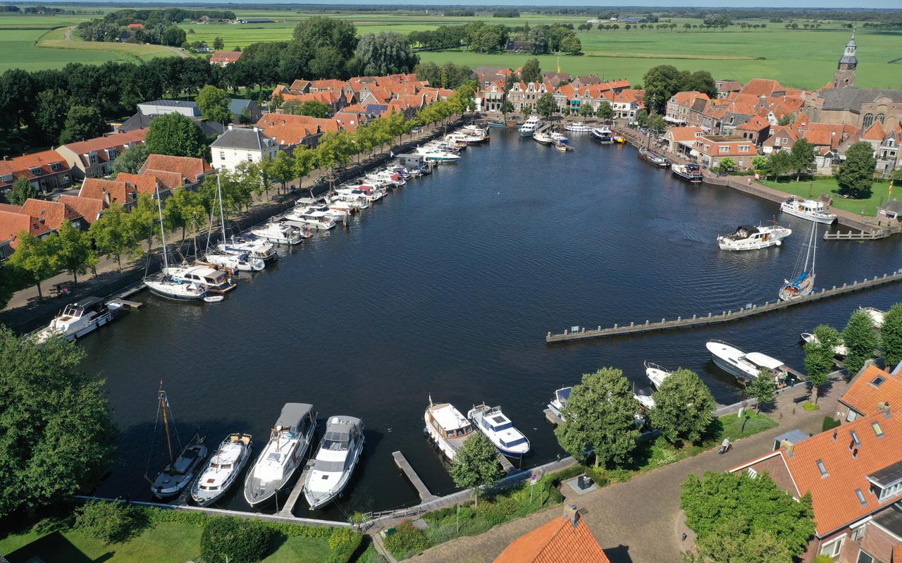 De haven van het stadje/dorp Blokzijl.