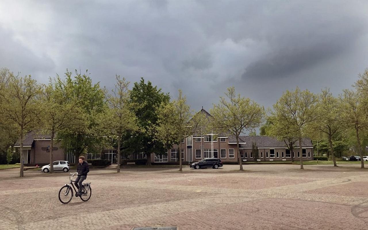 Het gemeentehuis van de gemeente Staphorst aan de Binnenweg. Het gemeentehuis van de gemeente Staphorst aan de Binnenweg.