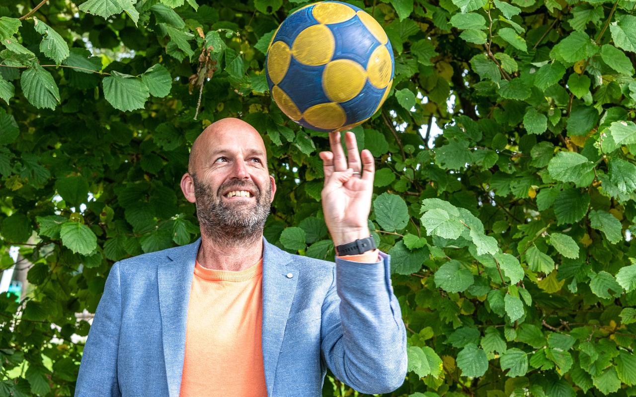 Roelof Koopmans: 'Ik ben een vragende, meer individuele coach, gevoel is belangrijk.' Roelof Koopmans: 'Ik ben een vragende, meer individuele coach, gevoel is belangrijk.'