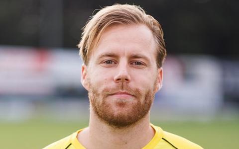 Jurian van den Brink scoorde zaterdag in Nijkerk de fraaie openingstreffer van Staphorst.
