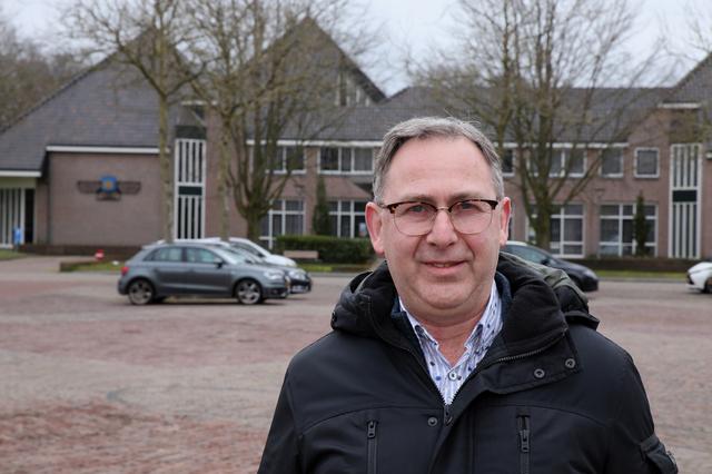 SGP, ChristenUnie en het CDA presenteren coalitieakkoord in Staphorst. CDA’er Jacob Spiker wordt wet