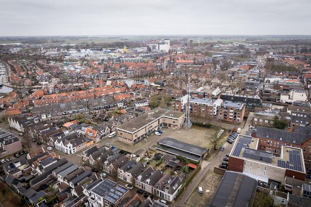 Rechter geeft bezwaarmakers gelijk, maar het nieuwe appartementencomplex in de historische binnensta
