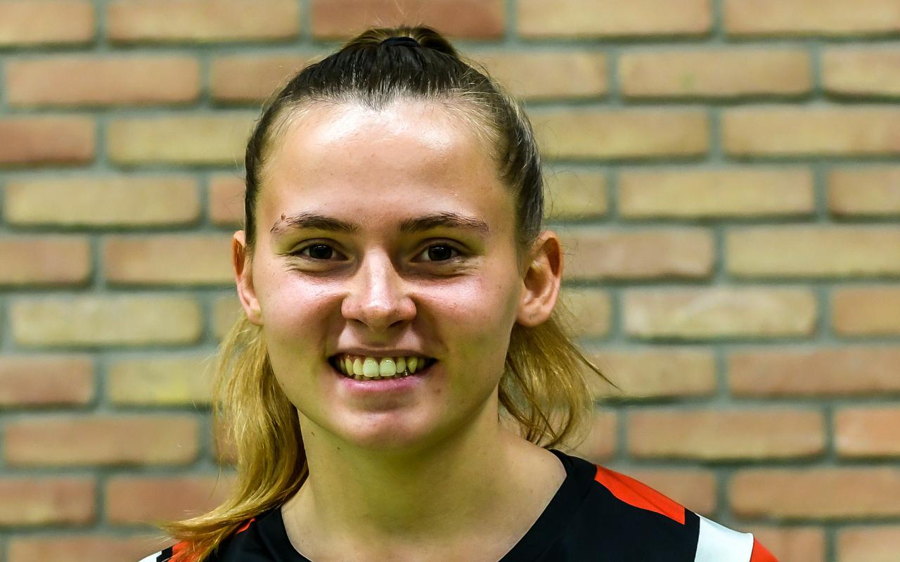 Eline van Veldhuisen scoorde zondagmiddag zevenmaal in Amsterdam.