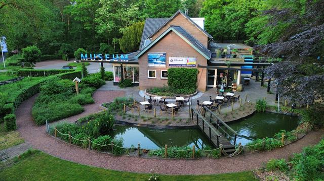 Miramar Zeemuseum viert 70-jarig bestaan met tuinconcert