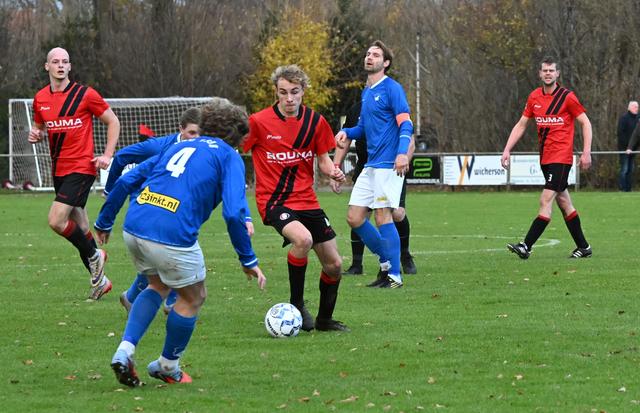 Spanning nadert kookpunt in amateurvoetbal; Staphorst en Olde Veste wacht uitwedstrijden in eerste w
