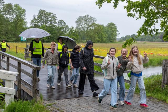 Wandelvierdaagse Staphorst vindt dit jaar voor de twintigste keer plaats. Dinsdagavond lopen door he
