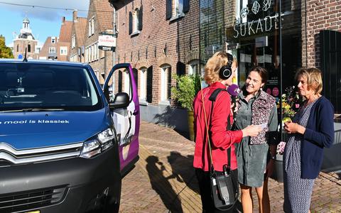 Een week lang reist de NPO Radio 4 Stembus door heel Nederland om stemmen op te halen en live muziek te brengen op onverwachte plekken.