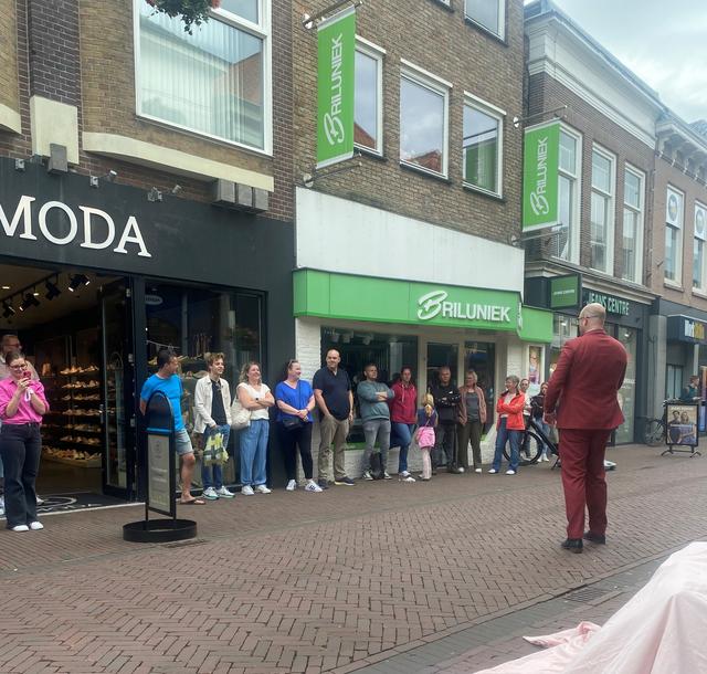 Palletverkoop tijdens Crazy Friday in Meppel. ‘Wat heb ik eigenlijk gekocht?’