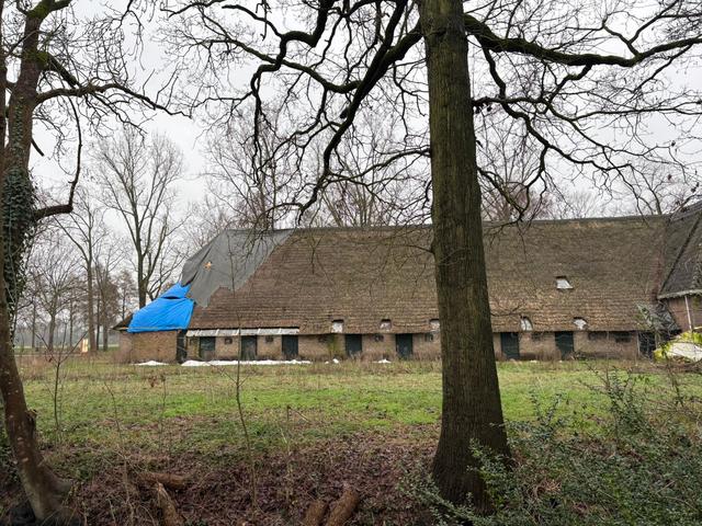 Rijksmonument Monpelou in Meppel ligt er nog steeds vervallen bij, maar achter de schermen gebeurt e