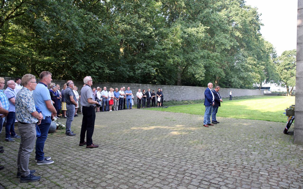 Staphorsters herdachten in augustus 2019 twintig dorpelingen in Neuengamme.