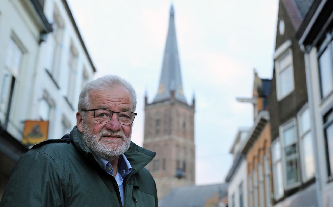 Dominee Bob Haanstra zegt Steenwijk na 23 jaar vaarwel. Dominee Bob Haanstra zegt Steenwijk na 23 jaar vaarwel.