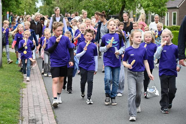Perenbomenwandeltocht in Ruinerwold, mede met dank aan de Vrouwen van Nu