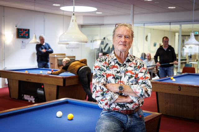 ‘Mijn leven? Daar zit alles wel in’. Grafisch vakman Eef Ulrich en zijn liefde voor Suriname en bilj