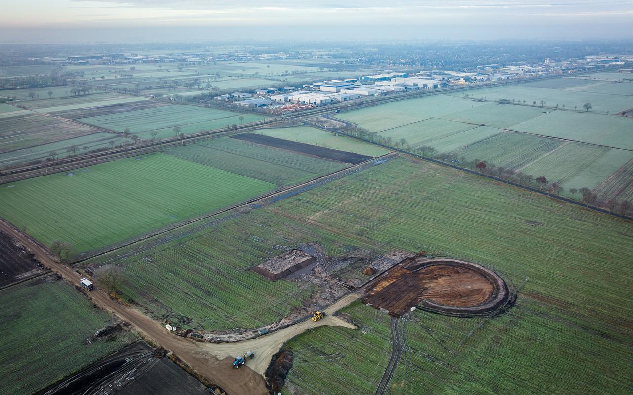 Vanuit de lucht is de enorme diameter van de molens al te zien. Ze worden 200 meter hoog.
