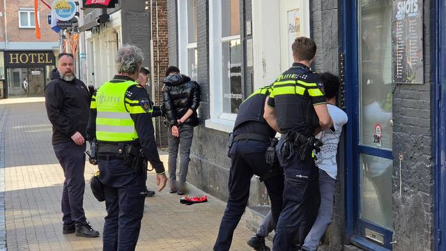 LIVE | Halfuurtje geen treinen tussen Zwolle en Meppel en man (36) gewond bij steekpartij in Hoogeve