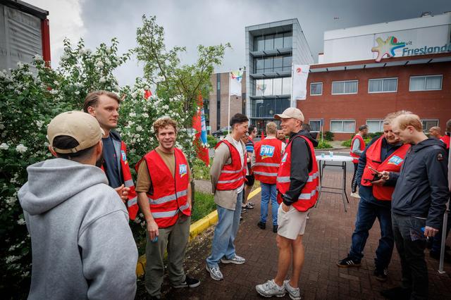 Dat ene procentje is best belangrijk, zegt staker Jan bij FrieslandCampina in Meppe.