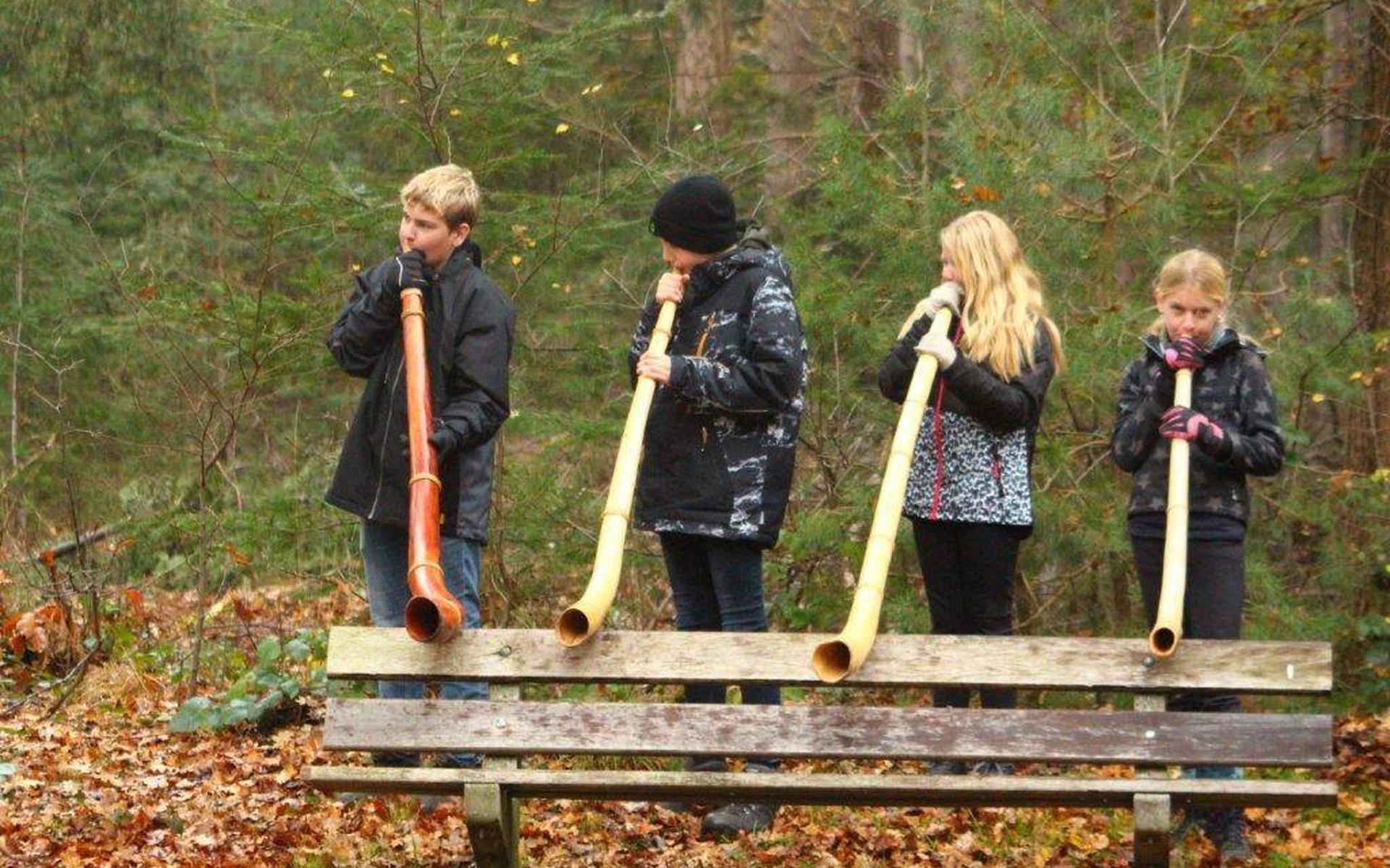 Eerste midwinterhoornwandeling in Zorgvlied slaat goed aan