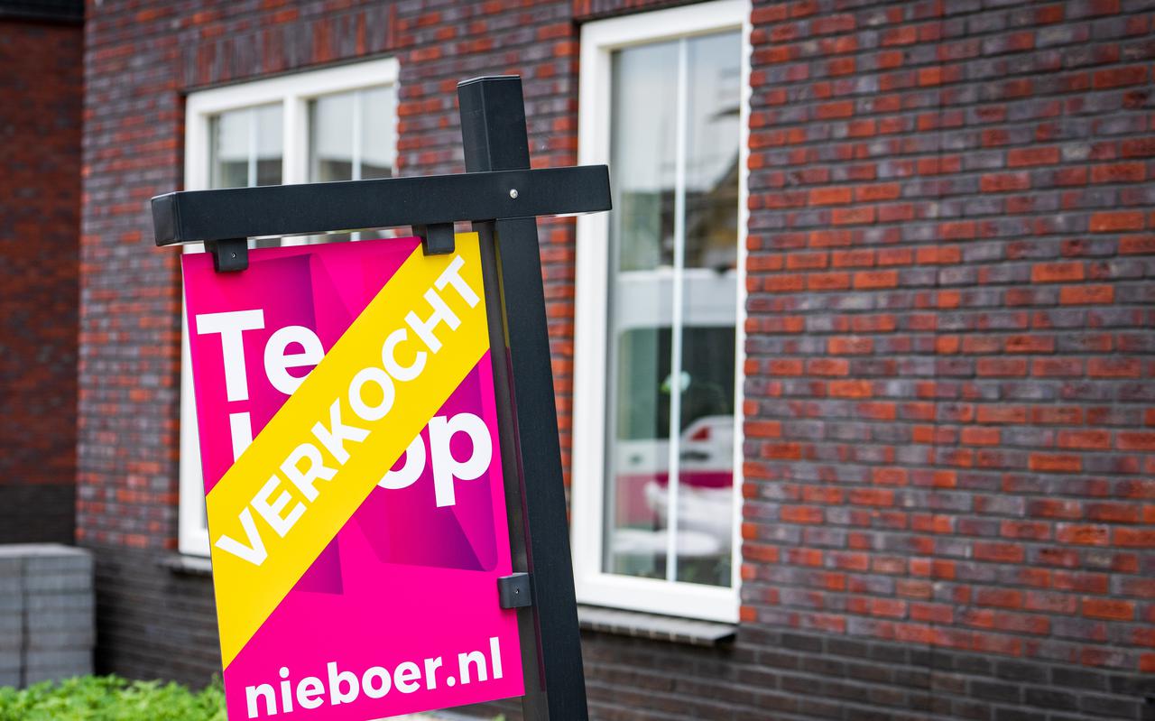 Wie een huis koopt, moet er wél zelf gaan wonen, vindt de provincie Drenthe.