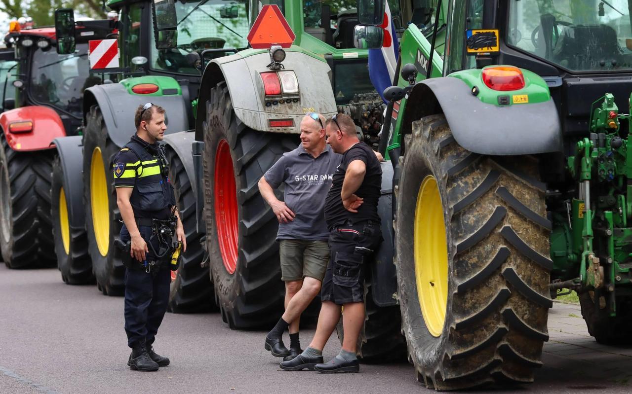 Er heerst veel onvrede na de plannen vanuit Den Haag voor de agrarische sector. Er heerst veel onvrede na de plannen vanuit Den Haag voor de agrarische sector.