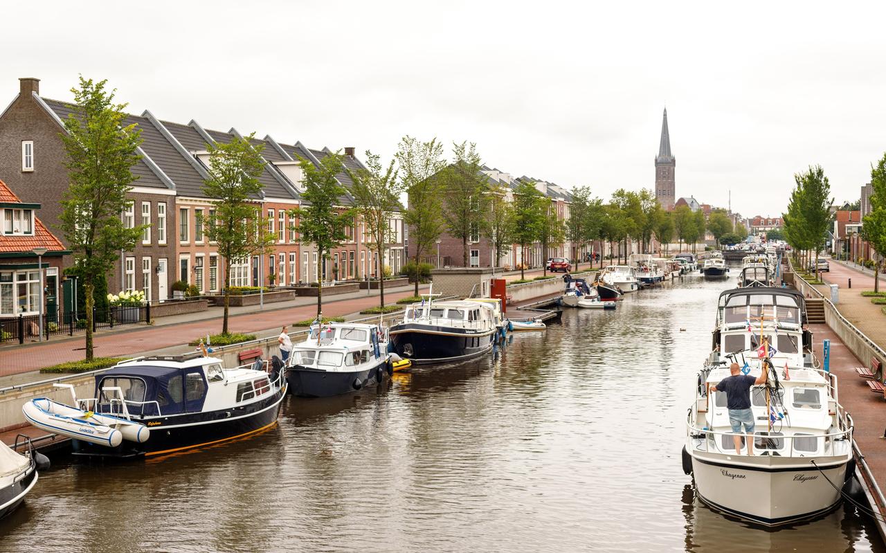 Het Steenwijkerdiep. Het Steenwijkerdiep.