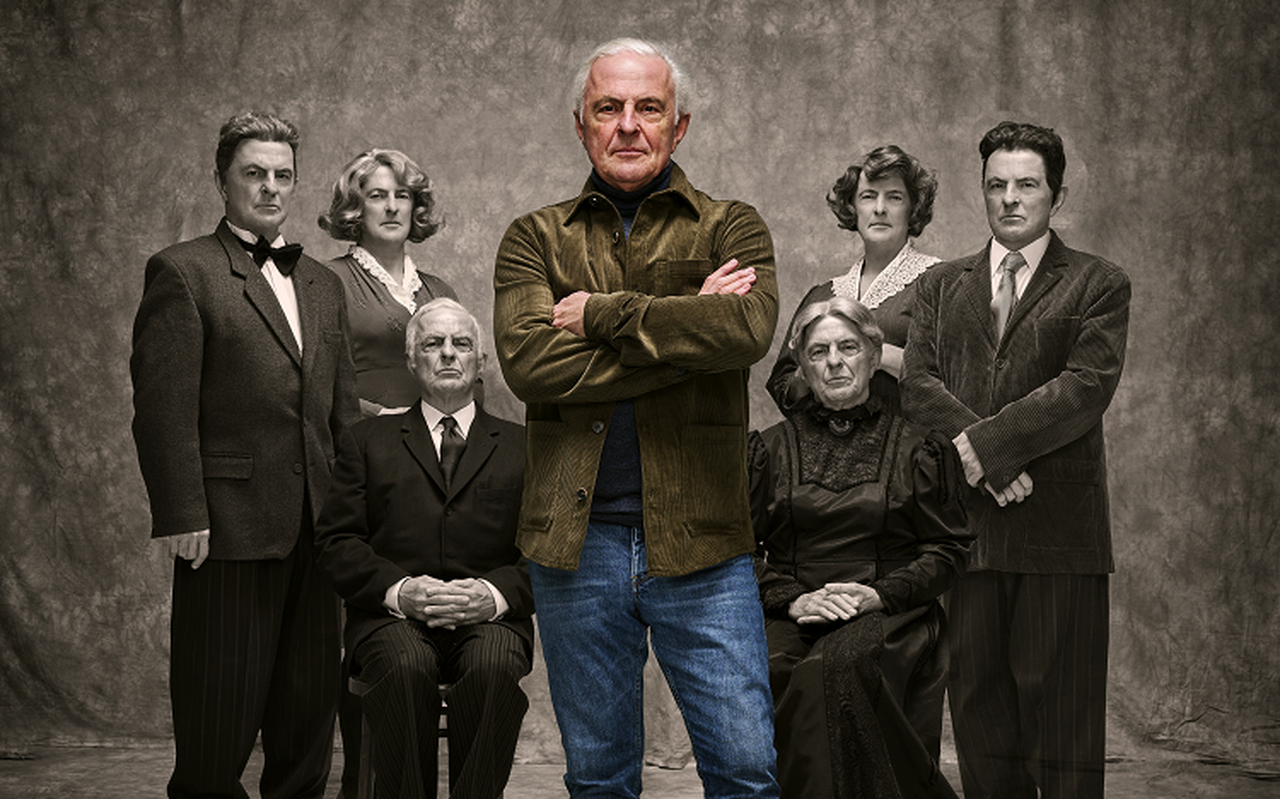 'Alleen Familie' van Huub Stapel is 5 april ook nog te zien in Schouwburg Ogterop. 'Alleen Familie' van Huub Stapel is 5 april ook nog te zien in Schouwburg Ogterop.