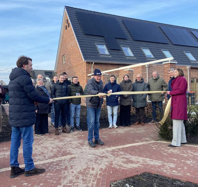 Feestelijke oplevering twintig nieuwe huizen in Sint Jansklooster
